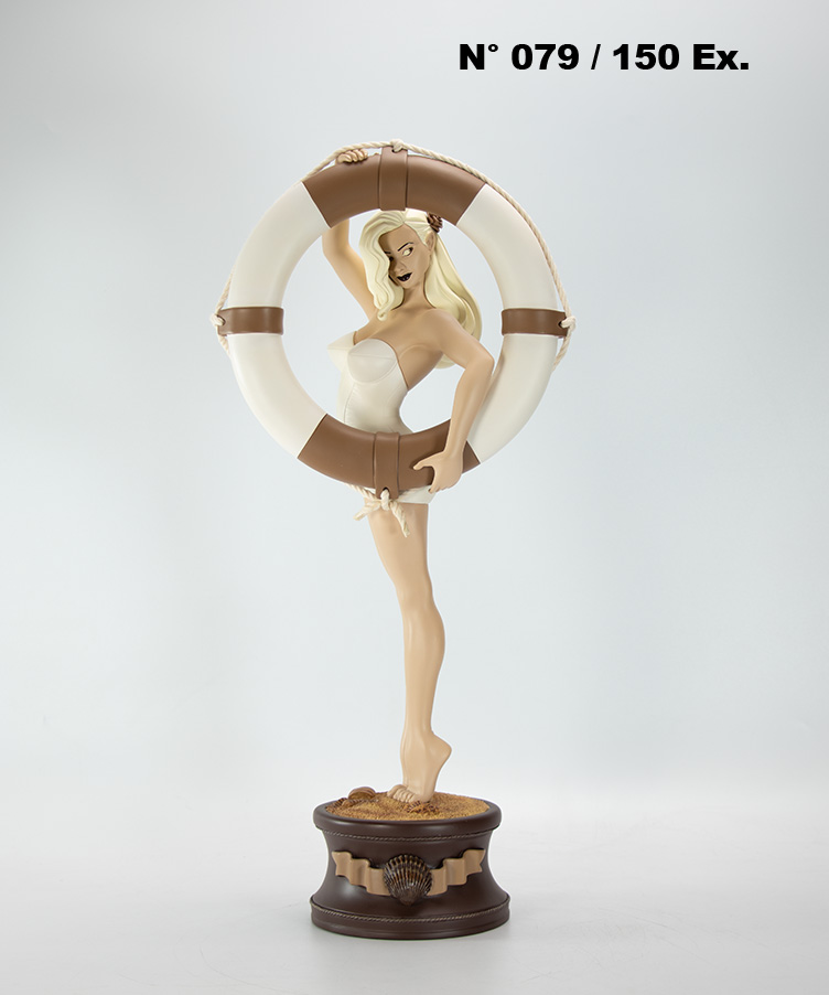 Attakus Prestige Vicki Riviera statue résine 55 cm 150 ex