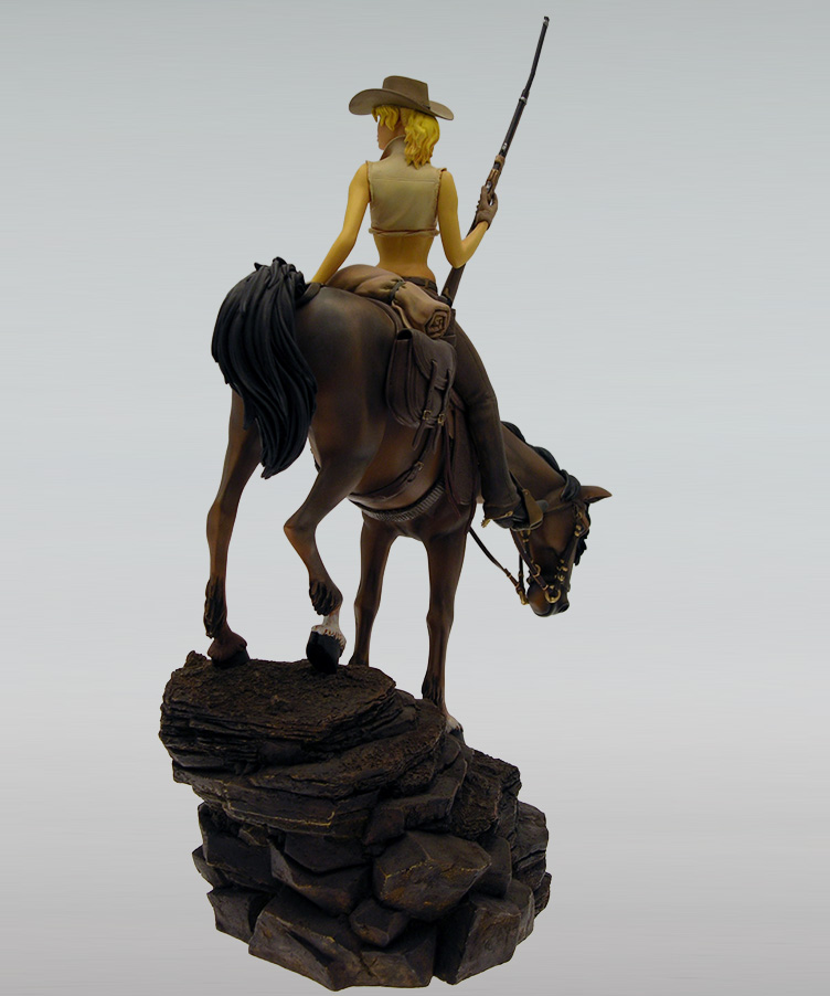 Attakus Prestige Angela à cheval statuette résine 39 cm EA 03/30