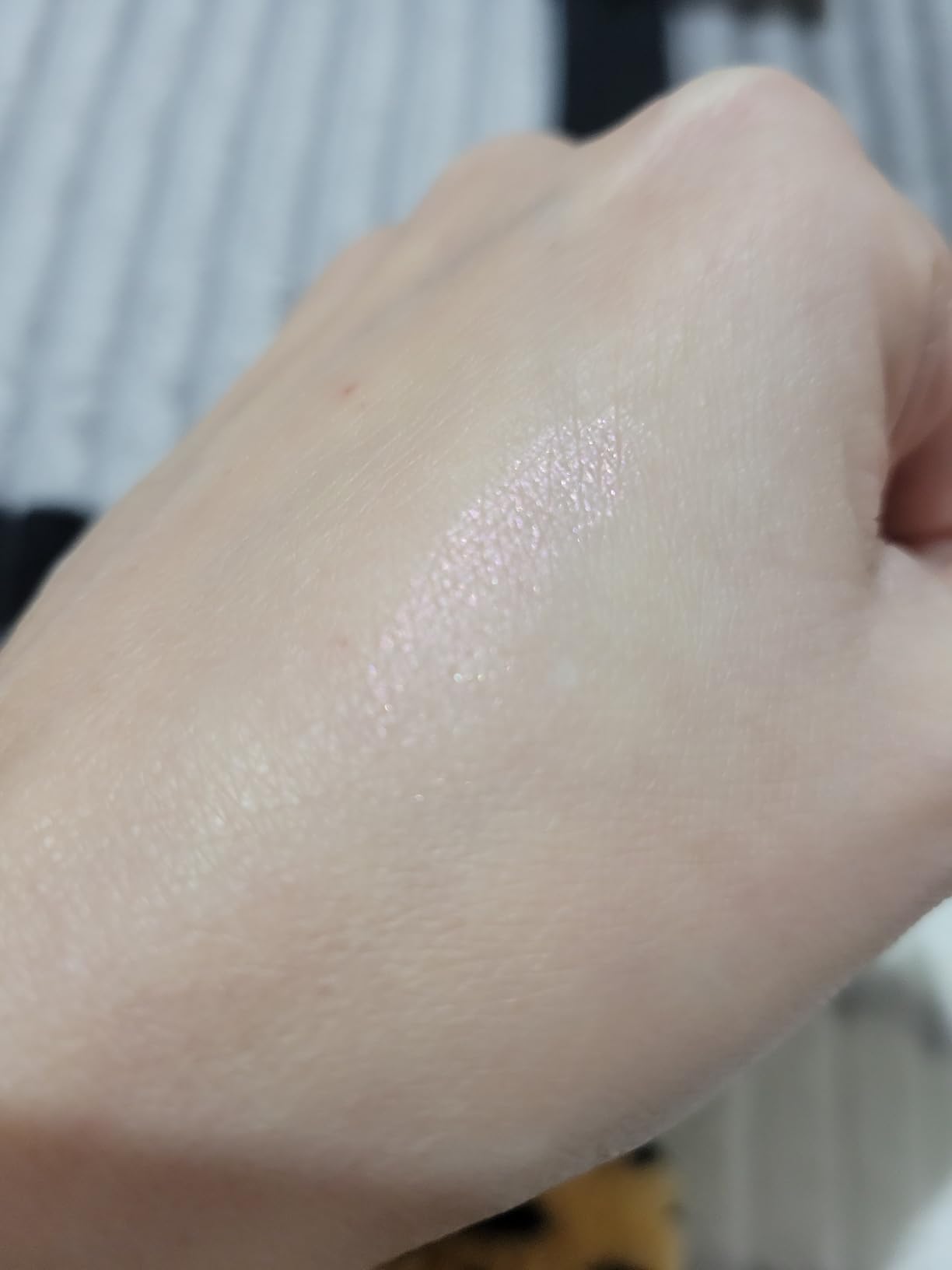 Pixi ColourTreats Glow-y Powder blush Peach-y Glow