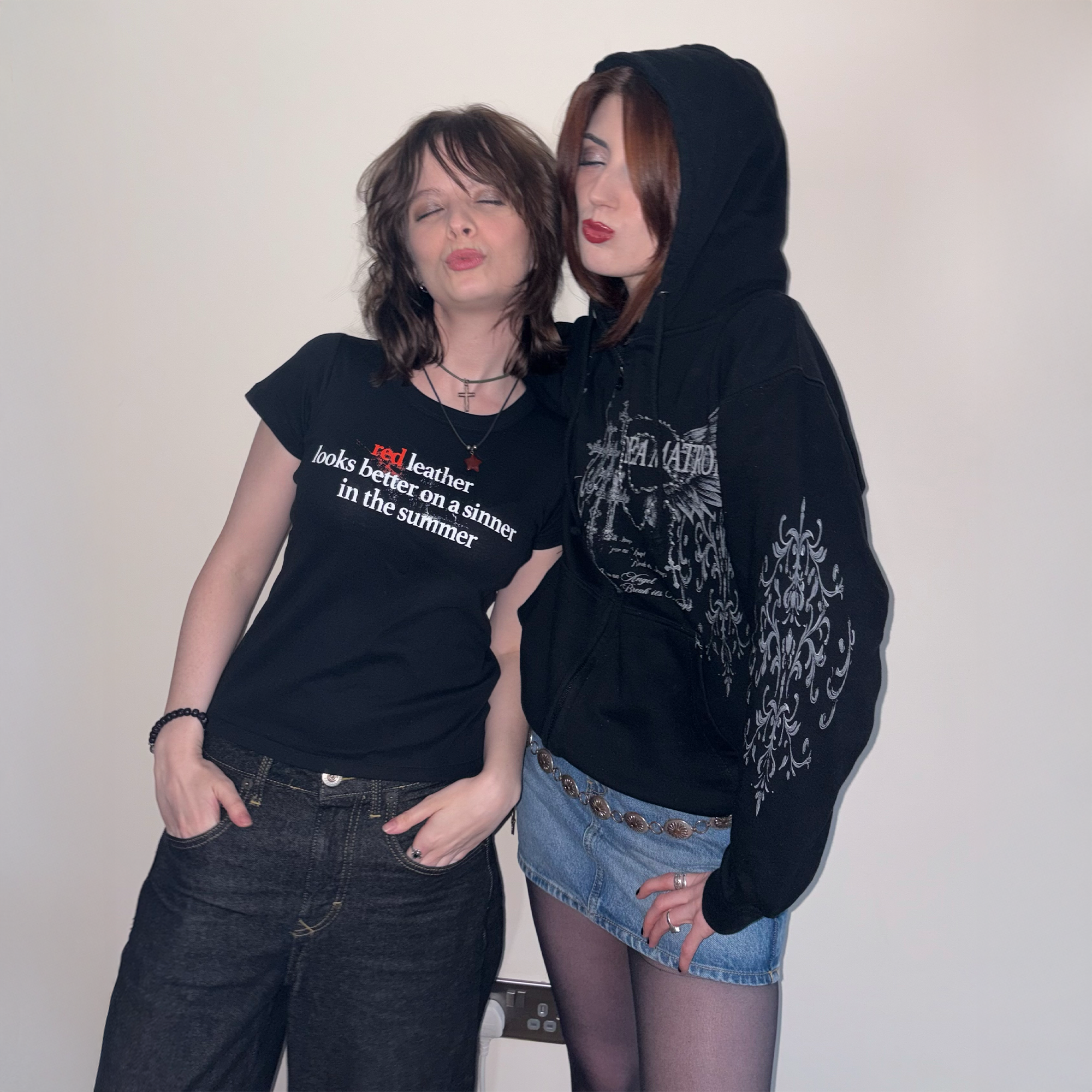 Dea Matrona So Damn Dangerous baby tee noir