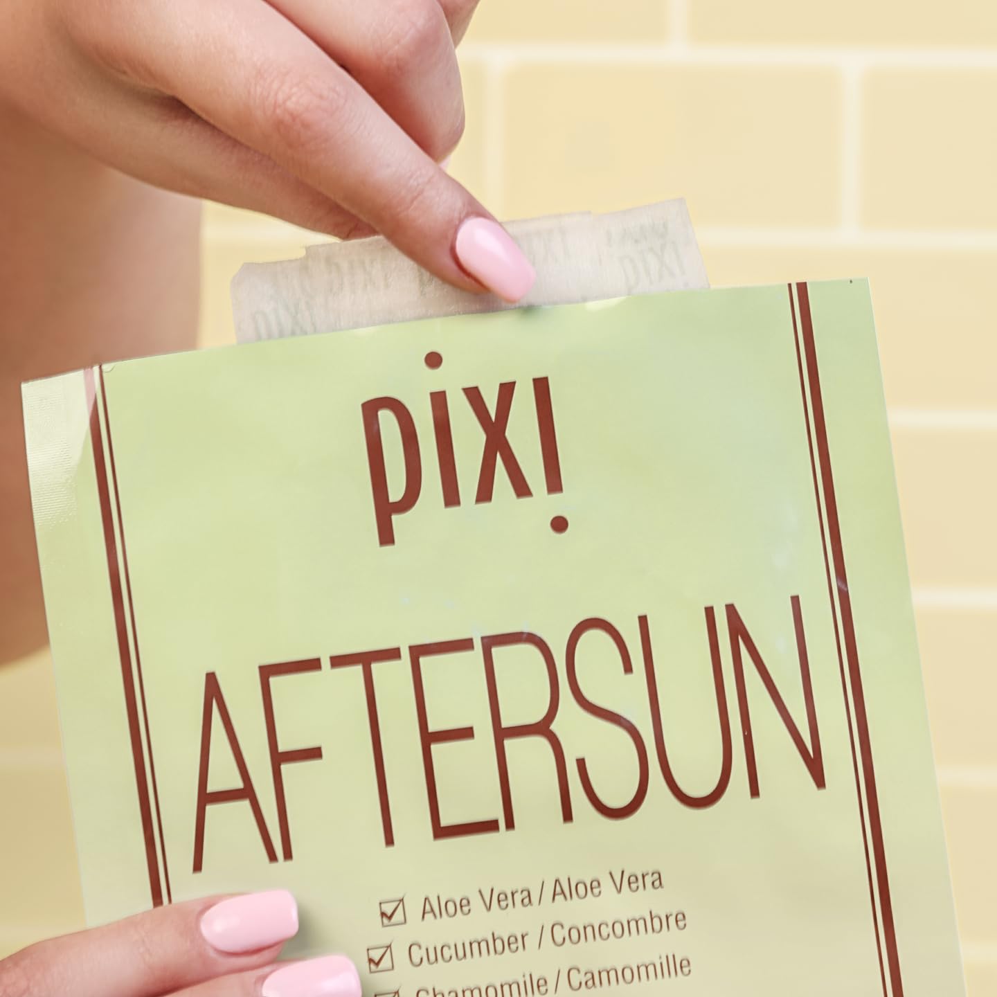 Pixi SunTreats Aftersun Masque Tissu Apres-Soleil Aloe Vera 3x23 g