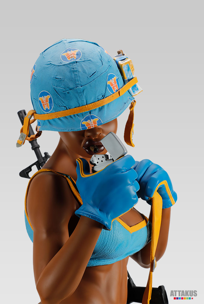 Attakus Prestige Full Métal Pépette bleue statue résine 80 cm